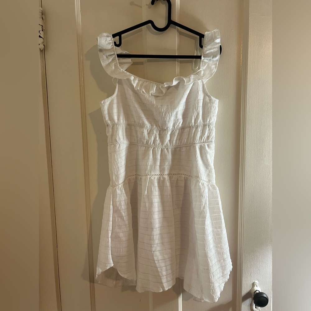 White Dress - Picture 3 of 3